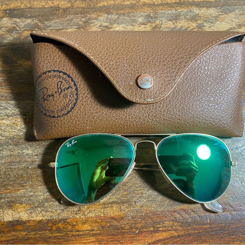 Green Lenses Ray-Ban Aviators